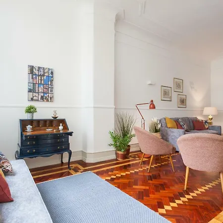Apartment Feels Like Marques Design Flat