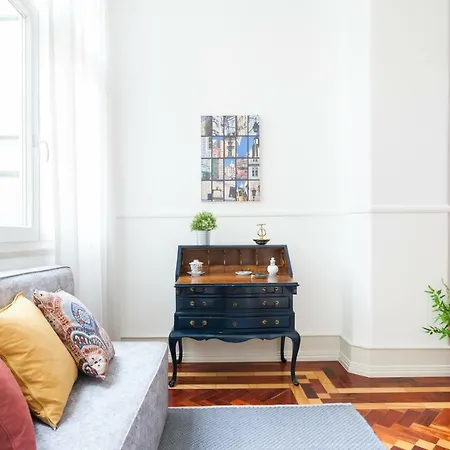 Apartment Feels Like Marques Design Flat Lisbon