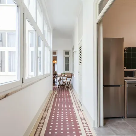 Feels Like Marques Design Flat * Lisboa